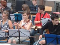 Abschied vom Schulleiter im Schulhof 6/2007